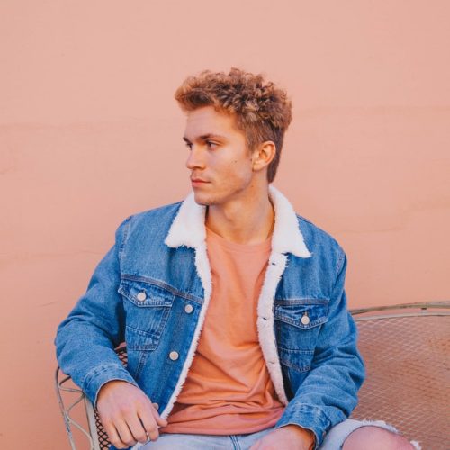 photo-1551110649-ac472a979f69